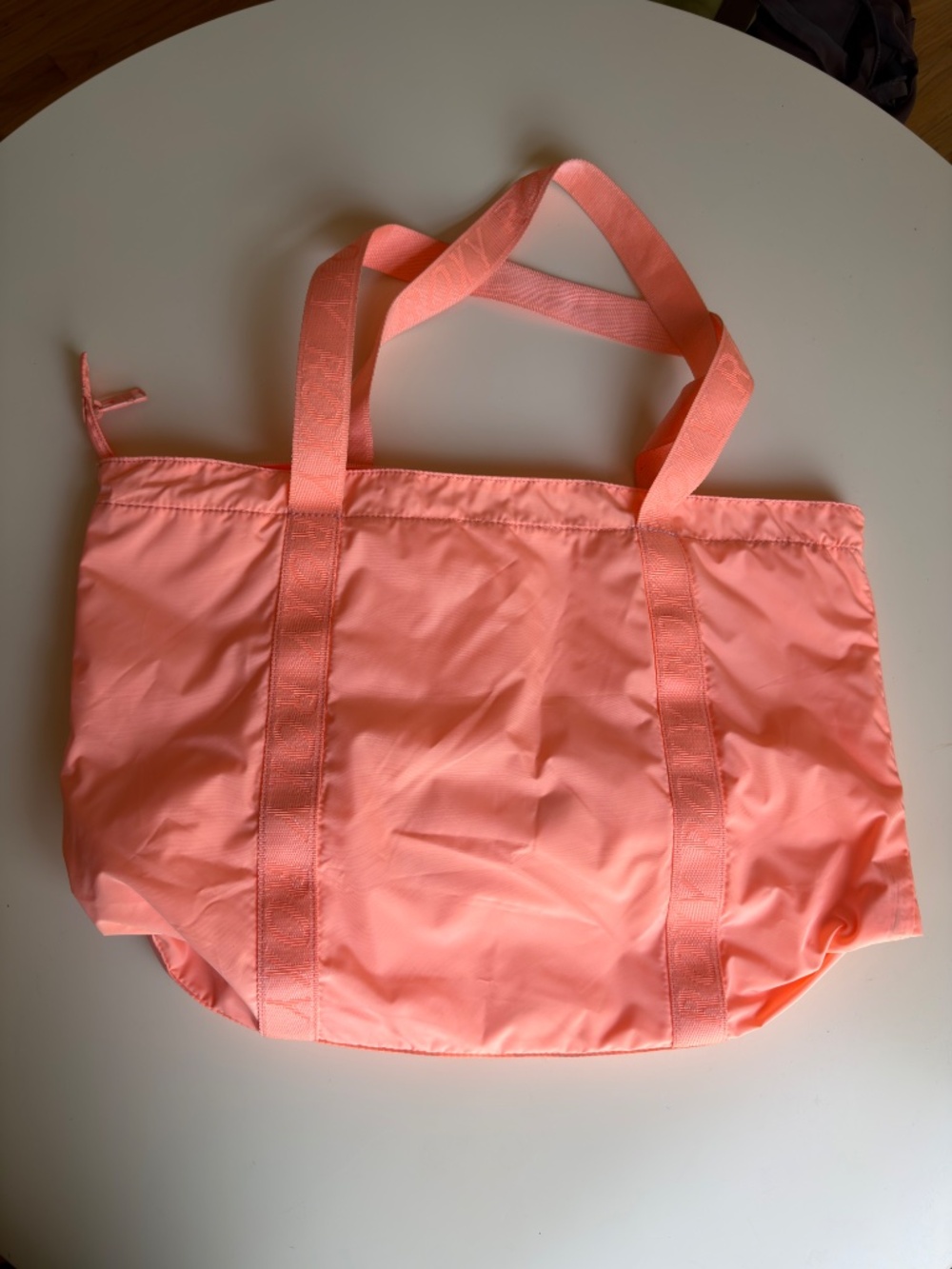 Roxy Lightweight Peach Tote - Picture 3 of 13